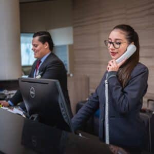 eminar Aktiver Telefonverkauf Hotellerie - richtig telefonieren und Gäste begeistern. Kommunikation findet über Emotionen statt. Details zum Seminar: